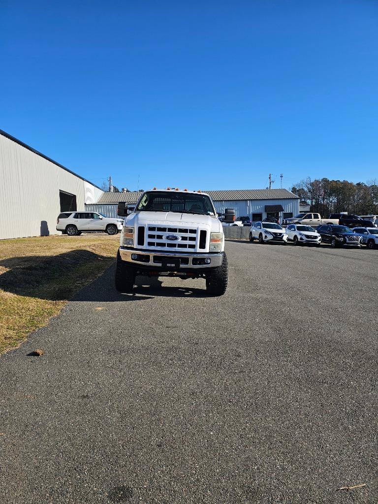 2008 Ford F-250 Super Duty Lariat photo 3