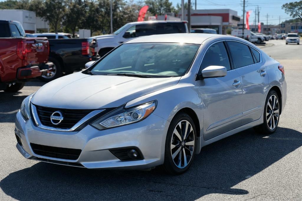 2017 Nissan Altima SR