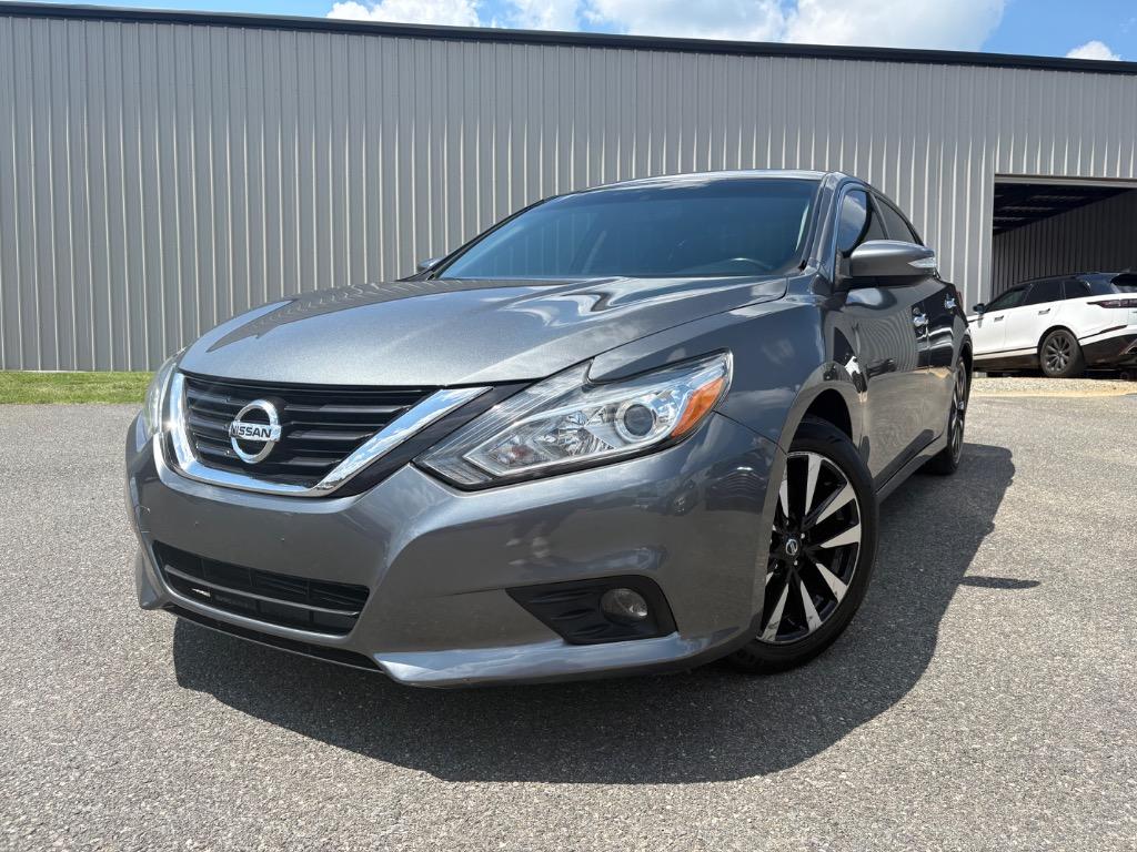 2018 Nissan Altima SV's photo