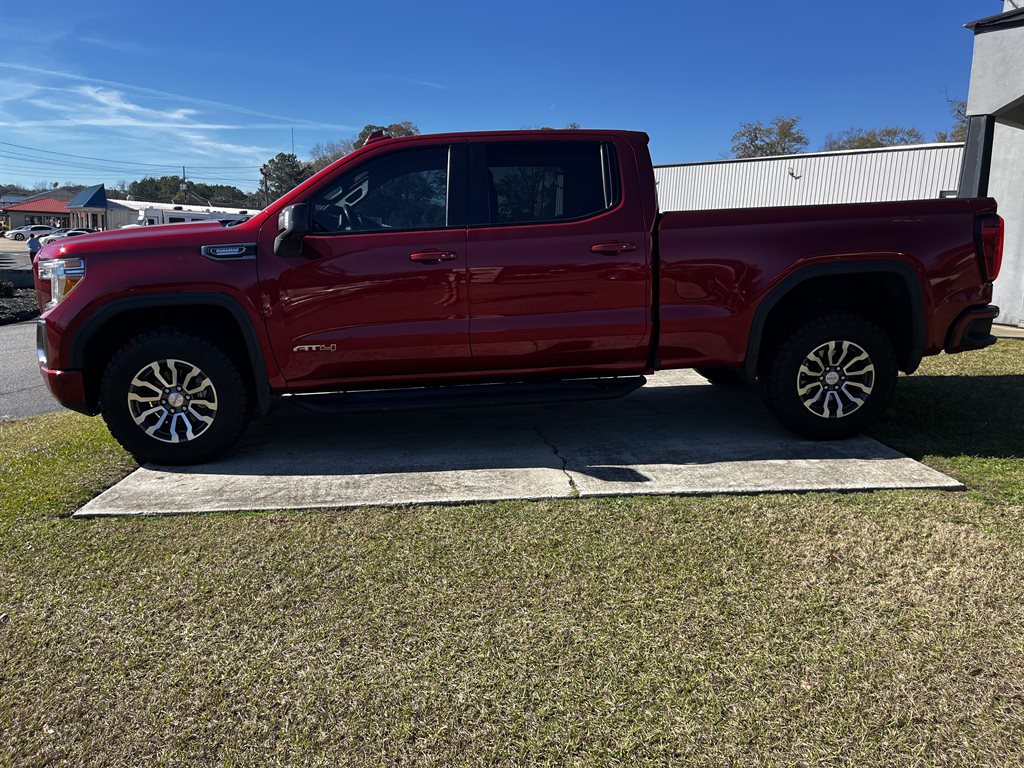 2021 GMC Sierra 1500 AT4's photo