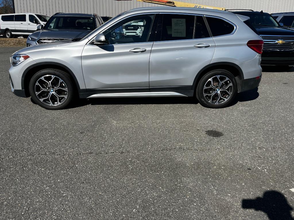 2021 BMW X1 28i's photo
