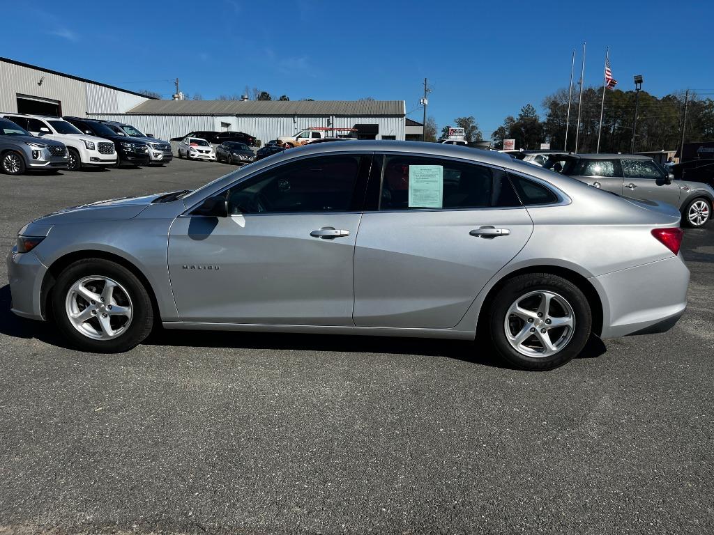 2018 Chevrolet Malibu 1LS's photo