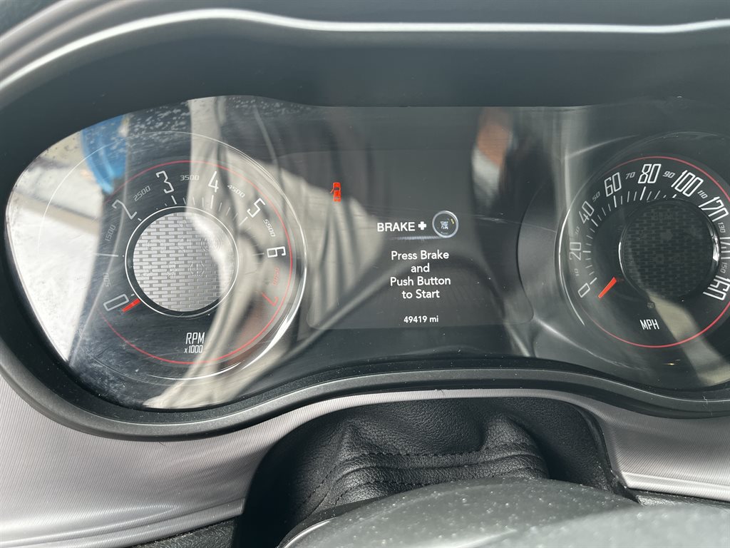 2023 Dodge Challenger SXT's photo