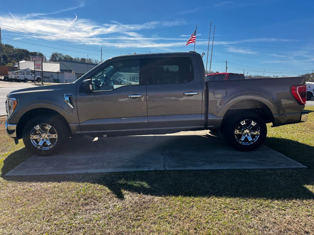 2021 Ford F-150 XLT's photo