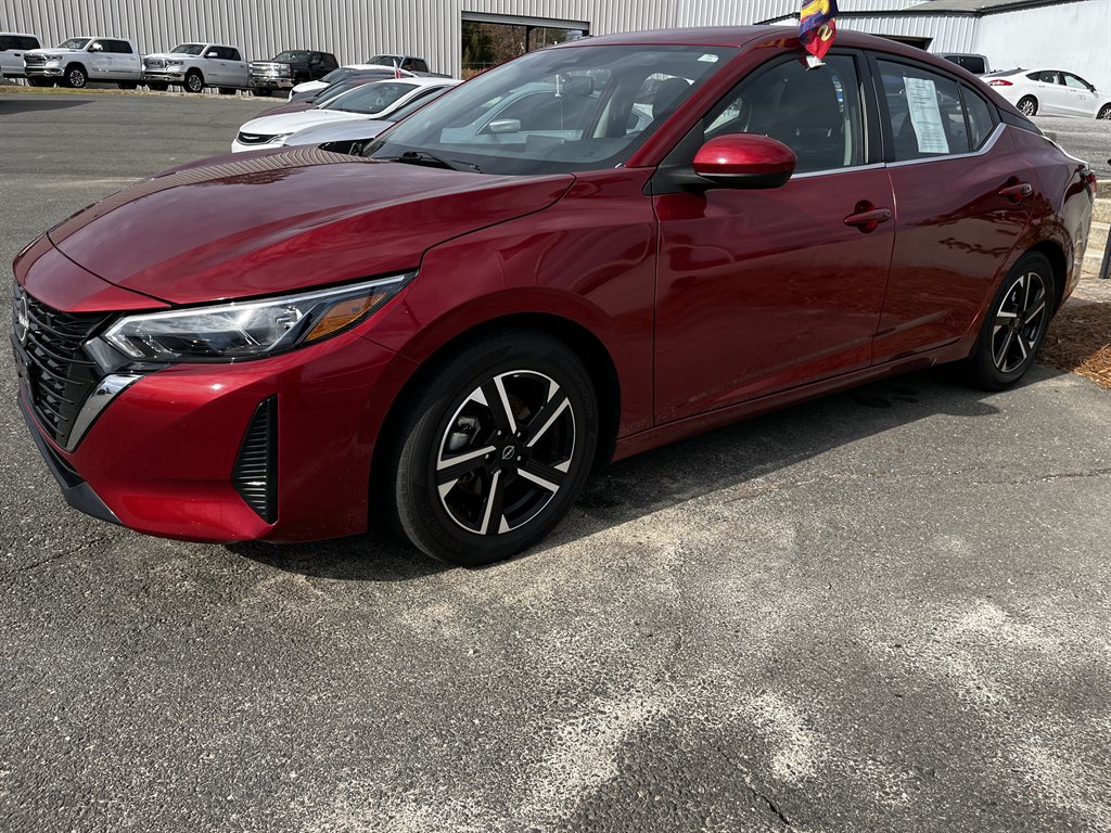 2020 Nissan Altima SR's photo