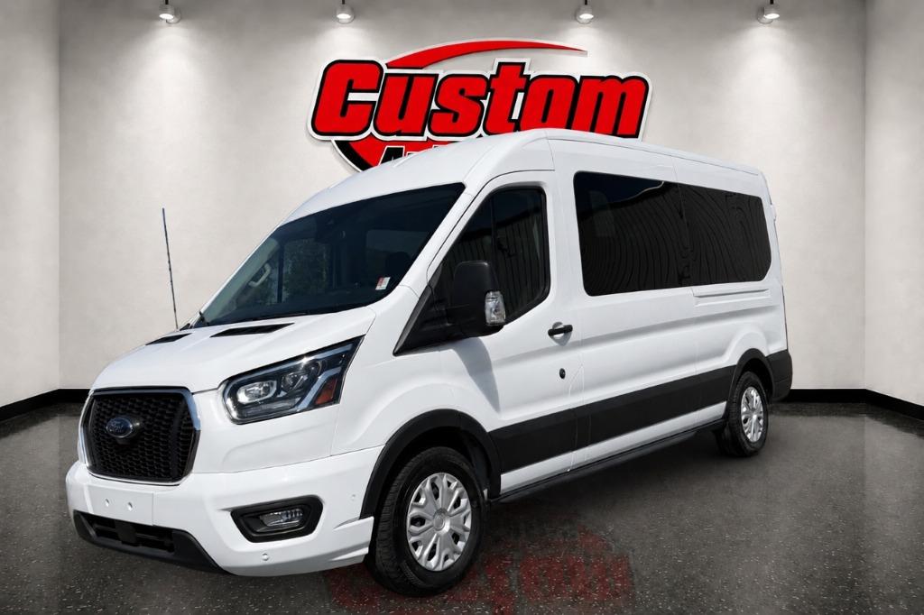 2023 Ford Transit 350 XLT Med Roof Sliding Pass. 148's photo