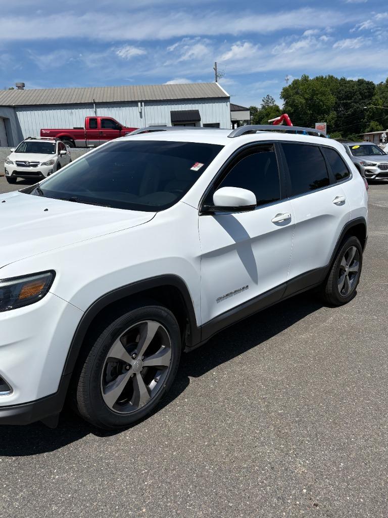 2020 Jeep Cherokee Limited's photo
