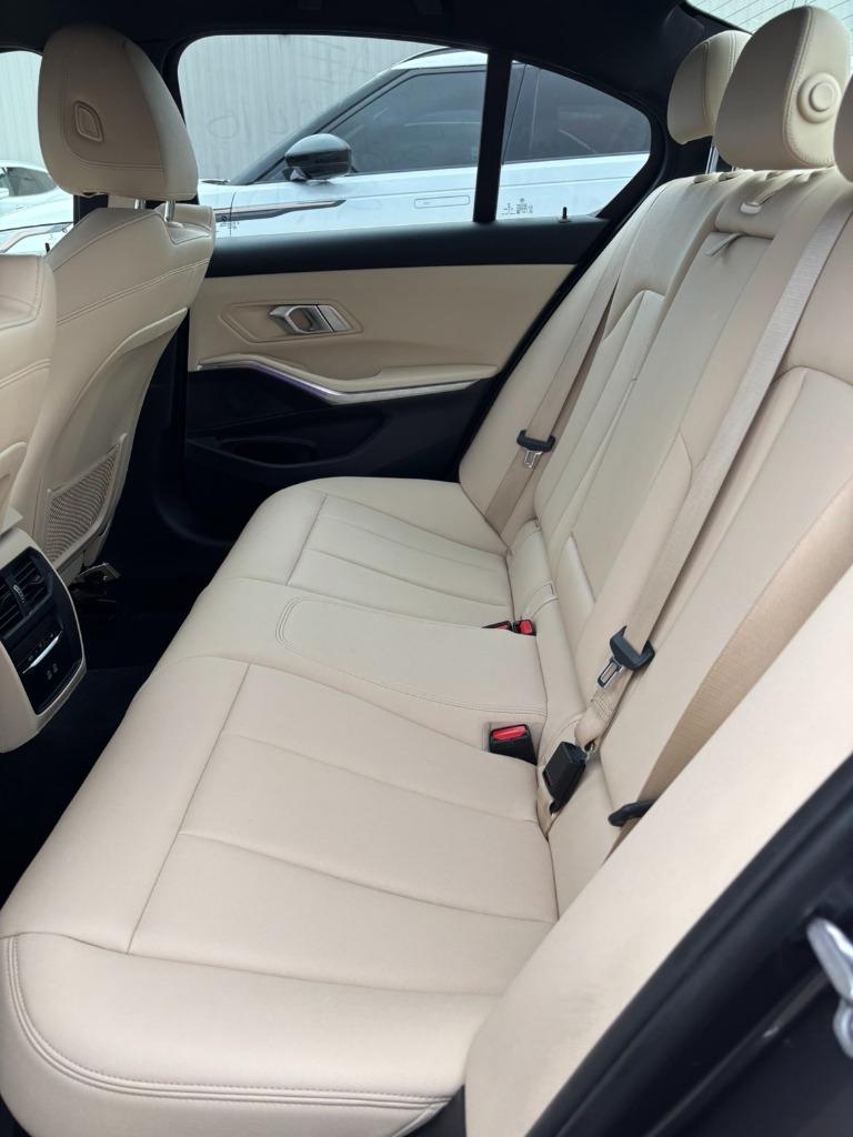 2021 BMW 3 Series 330i - Photo 11